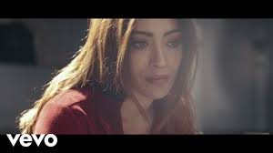 Dannata lotta" di Valentina Parisse, inno pop-rock alla resilienza