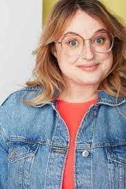 Katherine Swick's Instagram, Twitter & Facebook