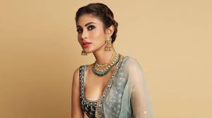 Check out muni he's yearly results, profile information, lifetime earnings, and more. Mouni Roy Hd Wallpapers Latest Mouni Roy Wallpapers Hd Free Download 1080p To 2k Filmibeat