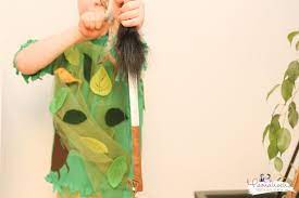 Das kostüm besteht aus einem einteiligen kleid, welches in verschiedenen grüntönen und rosa gehalten ist. Faschingskostum Selber Machen Von Waldelfen Und Waldfeen Anleitung Mamahoch2