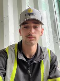 Lifting 20 ft container