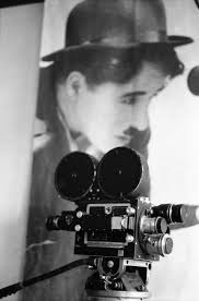 Flicker Film, 'an all-analog program ... from its origins in the 1960s up  until today, highlighting some lesser shown key works.'. December 16th, 20h 