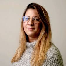 Karin Schell's Instagram, Twitter & Facebook