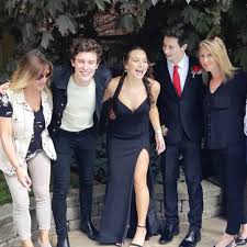 R e m e m b e r a l w a y s b e a c r a z y f a n g i r l 🌹.instagram/wattpad/youtube: Shawn Mendes Updates On Twitter My Little Sister Has A Boyfriend That S The First Thing That Comes To My Mind I Ve Been Thinking About That A Lot I M Not An Overly Protective Brother I