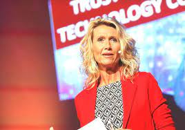 Aug 04, 2021 · op woensdag 25 augustus sluiten willy sommers en anne de baetzelier de zomer af met een ongezien muzikaal feest aan het epernayplein in middelkerke. Anne De Baetzelier Presenter And Moderator Bcc Speakers