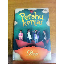 Filosofi kopi (coffee's philosophy), madre, and rectoverso — a unique. Novel Perahu Kertas Shopee Indonesia