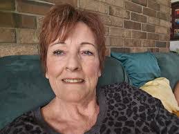 Jennifer Nunamaker's Instagram, Twitter & Facebook