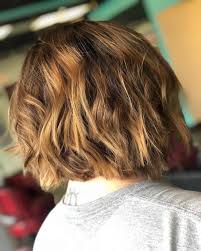 The effect is striking as it breathes new life into what otherwise would have been a usual and simple brown hair color. 17 Perfect Examples Of Lowlights For Brown Hair 2021 Looks