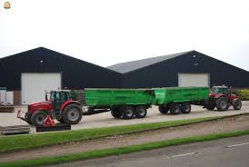 Nieuwe en gebruikte landbouwkippers worden te koop aangeboden op werktuigen. Materieel Tractor Kipper Mf6490 Miedema Stronga 11703300 Loonbedrijf Blaak Powered By Entreeding Com