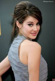 Download 720x1280 wallpaper shailene woodley, actress, movie, sit, samsung galaxy mini s3, s5, neo, alpha, sony xperia. Free Download Hq Wallpapers Plus Provides Different Size Of Shailene Woodley Hd 1067x1552 For Your Desktop Mobile Tablet Explore 21 Shailene Woodley 2019 Wallpapers Shailene Woodley 2019 Wallpapers Wallpapers 2019 Motogp 2019 Wallpapers