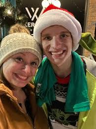 Robin Ream's Instagram, Twitter & Facebook