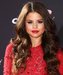 Selena gomez adds some length to her locks with long loose brunette curls. 41 Selena Gomez Hairstyles Hair Cuts And Colors