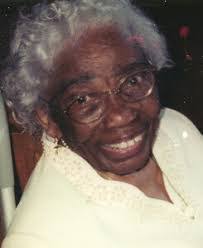 Elaine Nesbitt's Instagram, Twitter & Facebook