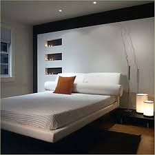 In such a case the bed will definitely occupy the wall with the window serving as a headboard and an elegant wooden bench perfectly. 6 Basement Bedroom Ideas To Create Perfect Basement Bedroom Artmakehome
