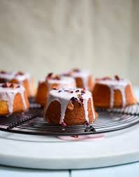 Ispahan Yoghurt Cakes Patisserie Makes Perfect Recipe Yoghurt Cake No Bake Cake Mini Cakes