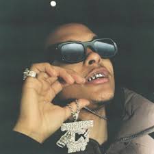 Listen to BACKSEAT SLIDER by Draft Day in ITS US playlist online for free 