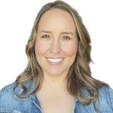 Letitia Warner's Instagram, Twitter & Facebook