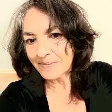 Who is a good baker in Espanola valley for desserts?