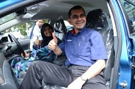 The remains of former nibong tebal mp, datuk seri zainal abidin osman or fondly known as tok non were laid to rest in nibong. Syed Zainal Bakal Kembali Ke Industri Automotif Funtasticko Net