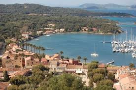 Le Village Vu Depuis Le Fort Relaxing Vacations Tourist Office France
