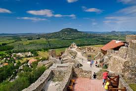 Discover more posts about szigliget. Burg Im Szigliget Burgen Schlosser