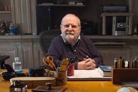 José eugênio soares, mais conhecido como jô soares ou simplesmente jô (rio de janeiro, 16 de entre 1959 e 1979, jô soares foi casado com a atriz teresa austregésilo, com quem teve um filho. Ditadura Cordial Nao Existe Amarelas Com Jo Soares Veja Com