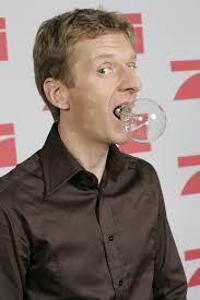 Noch 5 Tage! "Licht aus! Für unser Klima.": Auch Michael Kessler "schwimmt  gegen den ...