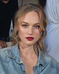 These Are The Biggest Spring Makeup Trends According To A Top Makeup Artist Spring Makeup Trends Top Makeup Products Spring Makeup