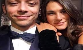 Roma, nicolò zaniolo, parla la madre francesca costa: Valentino Rossi Innamorato La Nuova Fidanzata E Francesca Sofia Novello