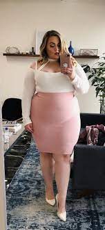 Your plus size beautiful women stock images are ready. Beautiful Plus Sized Women Plus Size Model Plus Size Outfits Ideas Business Casual Casual Wear Plus Size Outfit