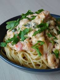 Spaghettis Aux Crevettes Cooking And Cakes Recette Spaghetti Aux Crevettes Recette Pate Crevette Recettes De Cuisine