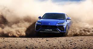 This thing will embarrass genuine supercars off the lights because not only does. Lamborghini Urus 0 100 Km H In 3 6 Seconds And Top Speed 305 Km H
