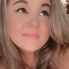 Amanda Foster (@nostalgicxangel) • Instagram photos and videos