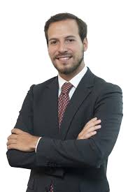 Gonçalo santana lopes, de 30 anos, e mafalda castro, de 36, foram pais de um menino na semana passada. Diogo Santana Lopes Consultores Equipa Vda Vieira De Almeida Sociedade De Advogados