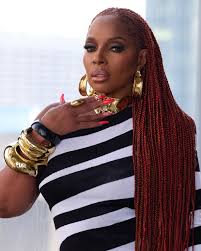 ESSENCE on X: From Mary J. Bliges red braids to Aweng Chuols bolted  Bantu knots, last weeks beauty moments were all about bold statements! 🔗:  t.coOcmaZrA6Hn t.coQc7Tubd0nR  X