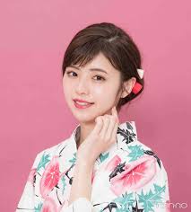 ゆかたのヘアアレンジロング大人編 簡単色っぽまとめ髪をチェック