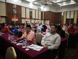 Mereka telah tunaikan kewajipan dengan memilih calon yang akan mewakili aspirasi mereka di dewan undangan negeri dan parlimen. Umno Terengganu Bersiap Siaga Hadapi Pru 14 Trdi News