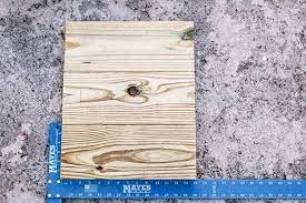This is the piece that will slip under the narrow open side and fasten with velcro to keep the cloth on the table. 2cl9wdp8prmjfm