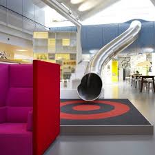 It is also a traditional form of transport used by the innu and cree of northern canada. Toboggan Dans Un Interieur Design