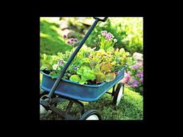 Gartenideen Mit Alten Haushaltssachen Oder Deko Schatze Vom Flohmarkt Youtube Garten Ideen Garten Blumengarten