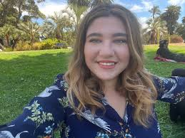 SINGLE ROOM or APARTMENT IN NEEDED Hello my name is Ana and I am looking  for a living situation, that is a single apartment, bedroom, or studio  ASAP. I wouldn't mind rooming