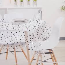 Nappe Rectangulaire Plastique Transparent Motif Triangle Noir Nappe Linge De Table Linge De Maison Gifi