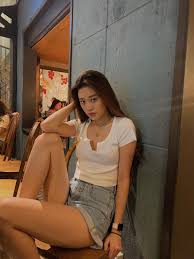 Nguyễn trần khánh vân đăng quang hoa hậu hoàn vũ việt nam 2019. Cáº­n Nhan Sáº¯c Ä'á»i ThÆ°á»ng Cá»±c Gá»£i Cáº£m Cá»§a Tan Hoa Háº­u Nguyá»…n Tráº§n Khanh Van Baogiaothong Vn