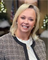 Aimee Lamontagne's Instagram, Twitter & Facebook