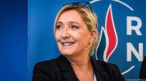 Marine le pen s'inquiète que son hypothétique candidature à la présidentielle 2022 n'affaiblisse le jeudi, marine le pen, la présidente du rassemblement national, et christian jacob, le président des. France Far Right Marine Le Pen To Run For President Again News Dw 16 01 2020