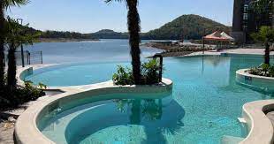Read more than 300 reviews and choose a room with planetofhotels.com. Bali Of Ibiza Haast Niet Te Geloven Dat Dit Vakantiepark In Limburg Ligt Maasmechelen Hln Be