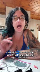 Amy Jackson Reviews Hoho