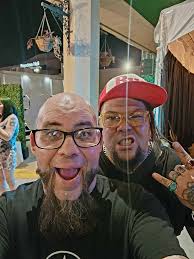 Blast from the passsst!!!! Mike Terrazas Jonny Santos