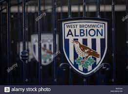 All information about west brom (premier league) current squad with market values transfers rumours player stats fixtures news. Club Wappen Auf Der Eingangstore Zum Stadion Dargestellt Vor West Bromwich Albion Auf Leeds United In Einem Skybet Meisterschaft Fixture In West Bromwich Im Jahre 1878 Bildete Der Heimmannschaft Wurden Aus Der