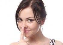 Even if you are quite attracted to her, if you're dragging your feet, she doesn't. 40 Female Body Language Signs She Likes You 2021